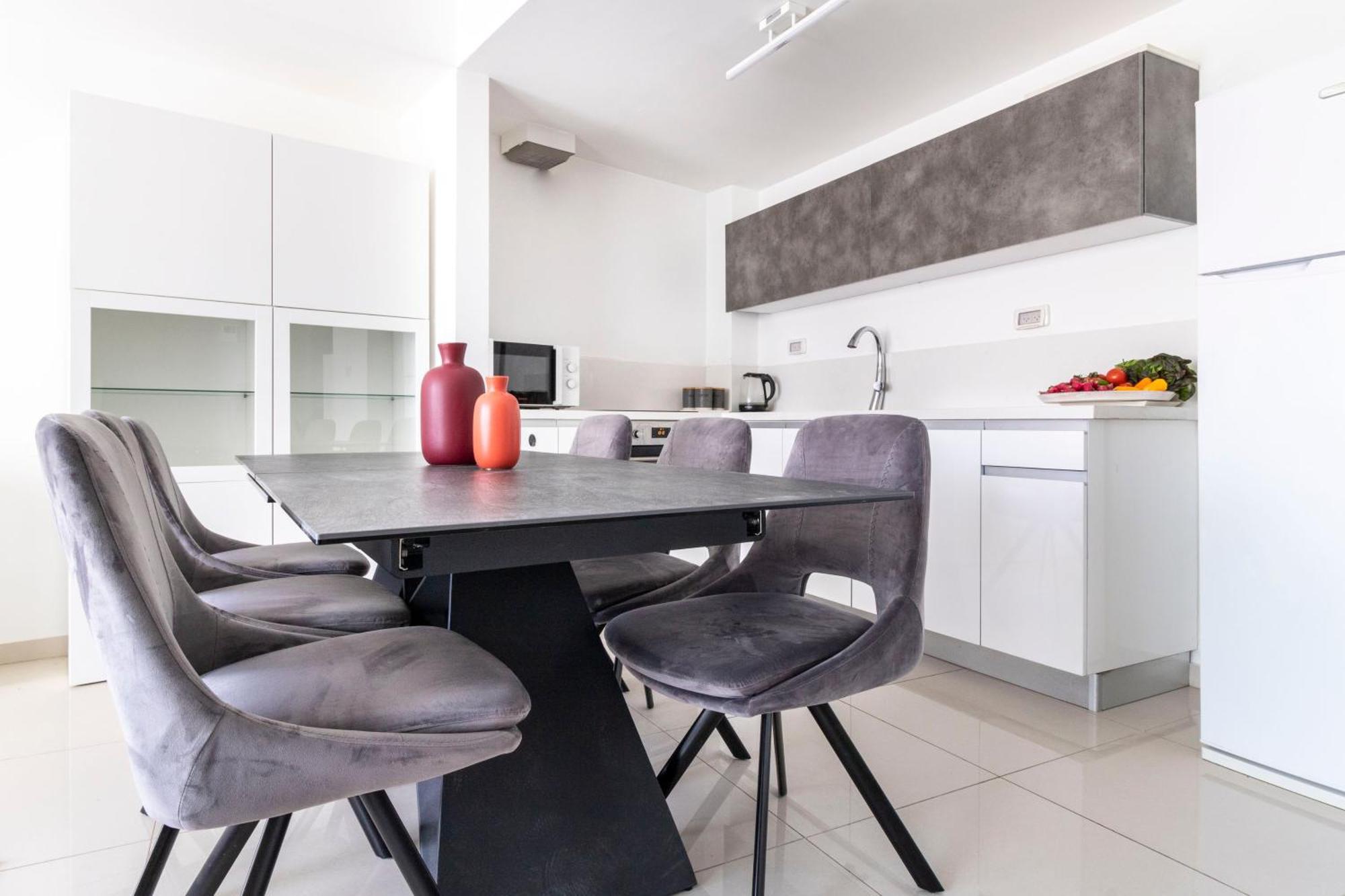 Stylish 1 Bedrooms Parking At City Gate Jerusalem Exterior photo